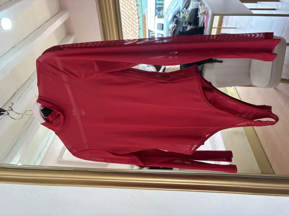 Body rojo