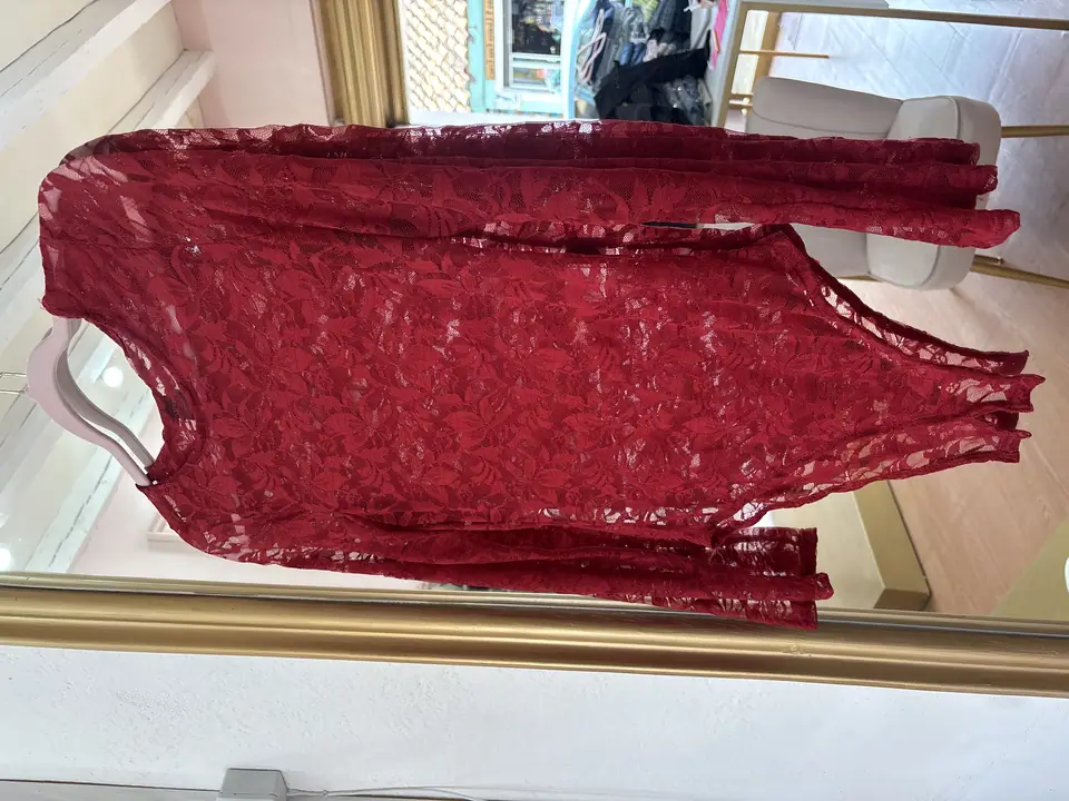 Body rojo encaje
