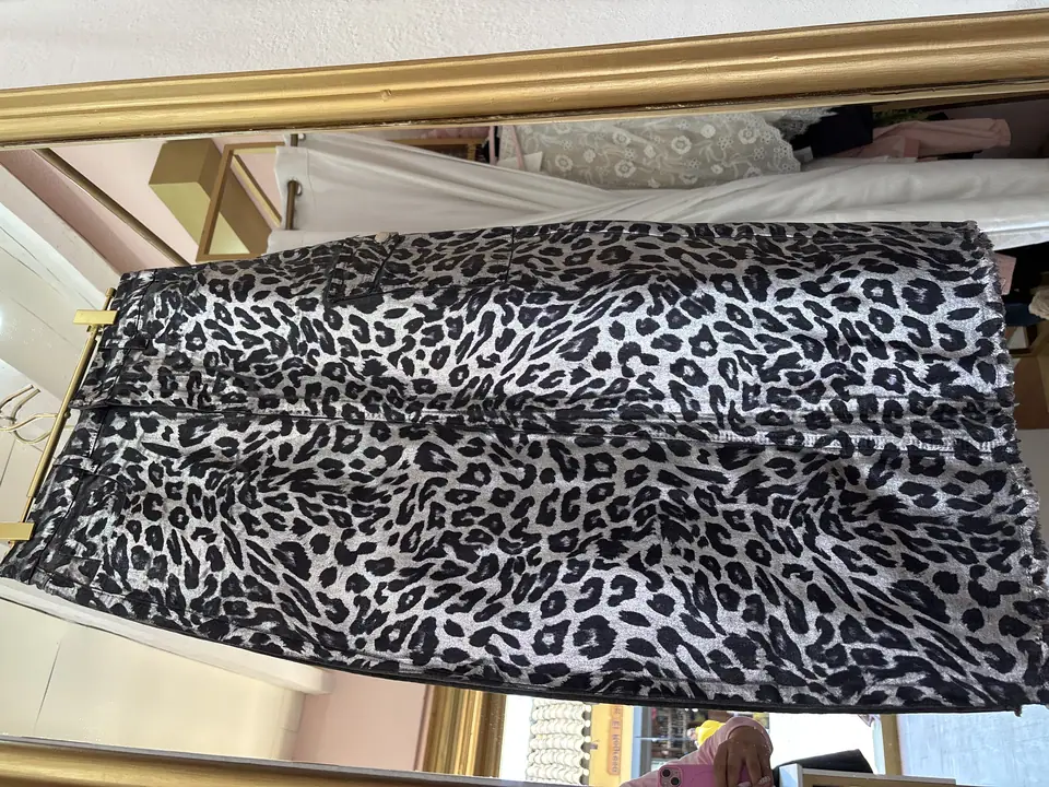 Falda de animal print