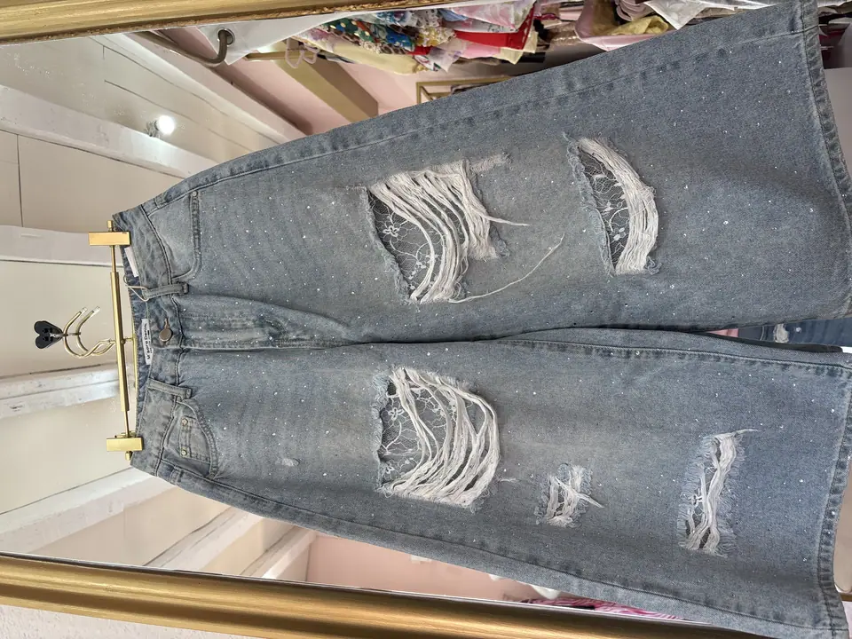 Pantalón corto de brillos