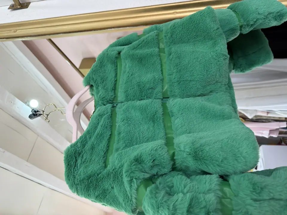 Suéter peluche verde