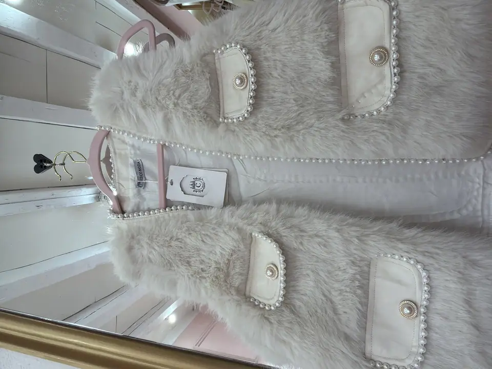 Chaleco perlas y peluche