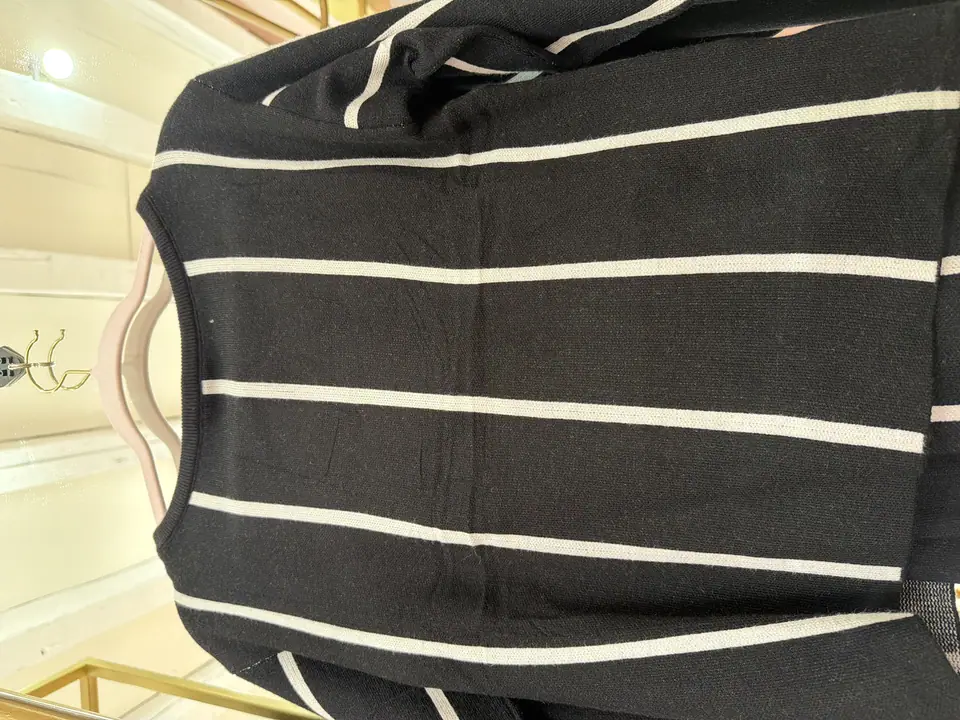 Conjunto pinto líneas blancas