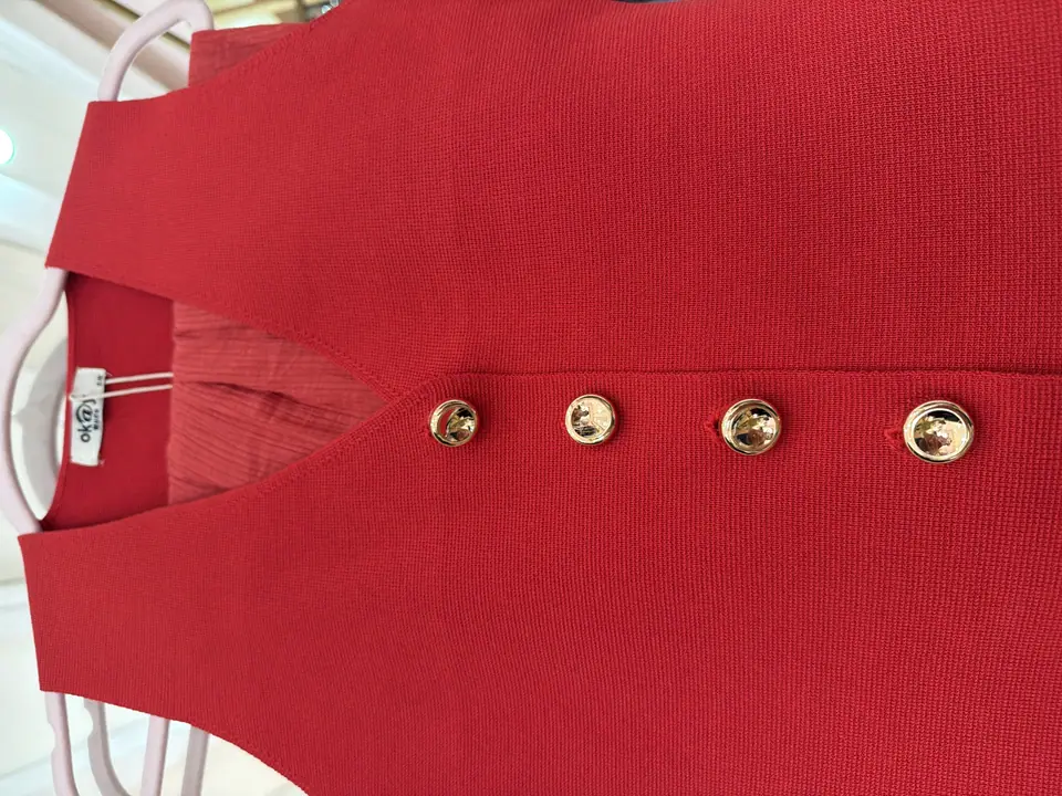 Conjunto rojo falda