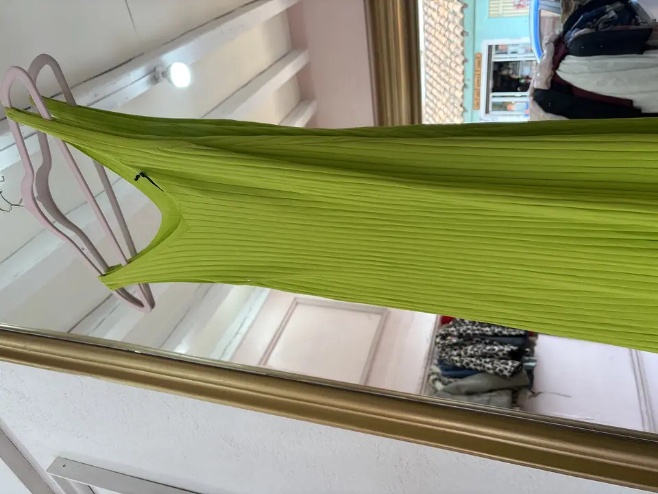Vestido verde fosforescente
