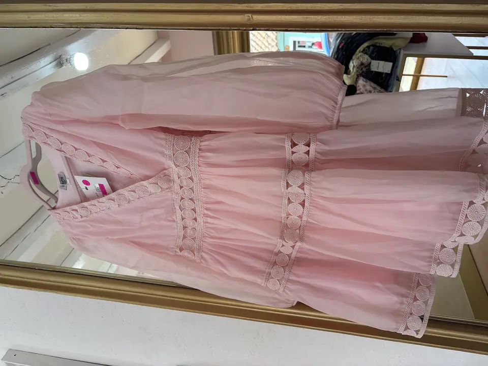 Vestido rosa ligero