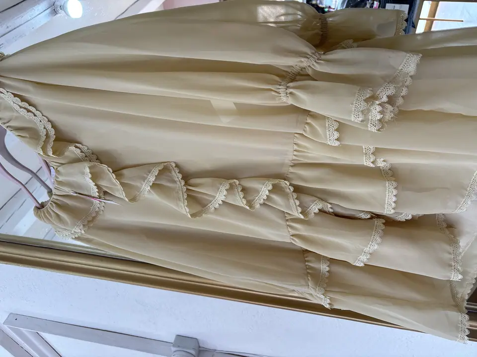 Vestido de olanes