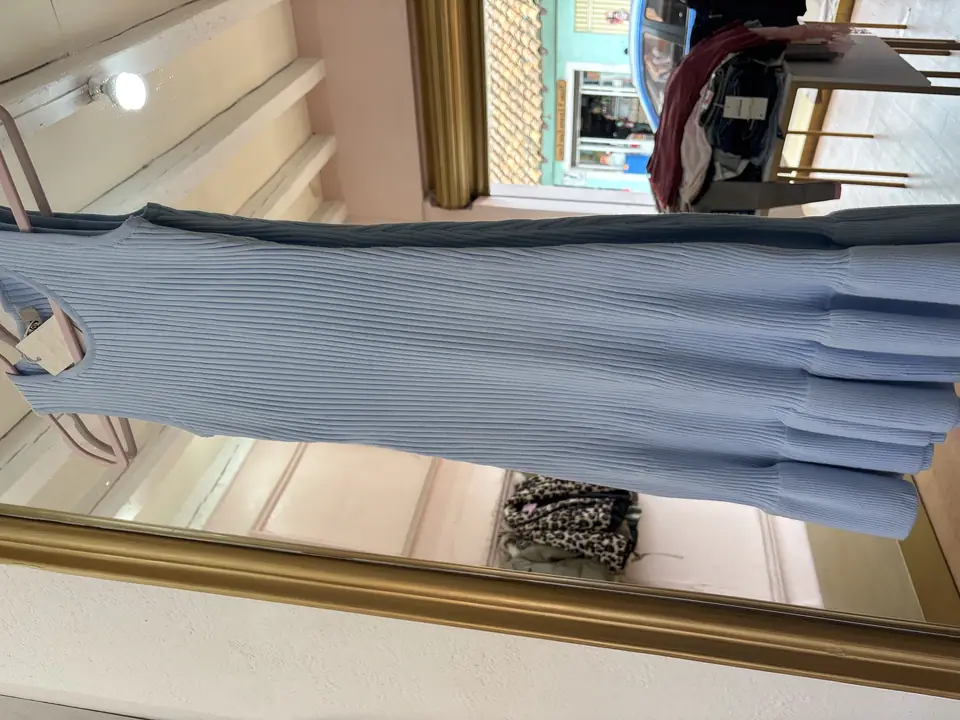 Vestido pegado azul