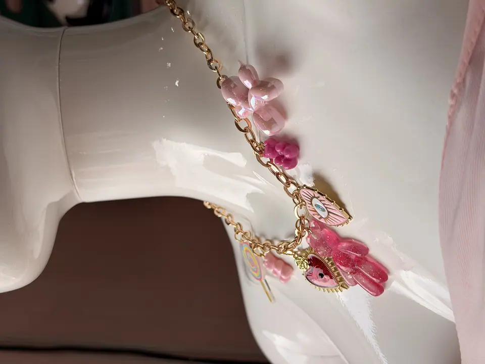 Maxi collar