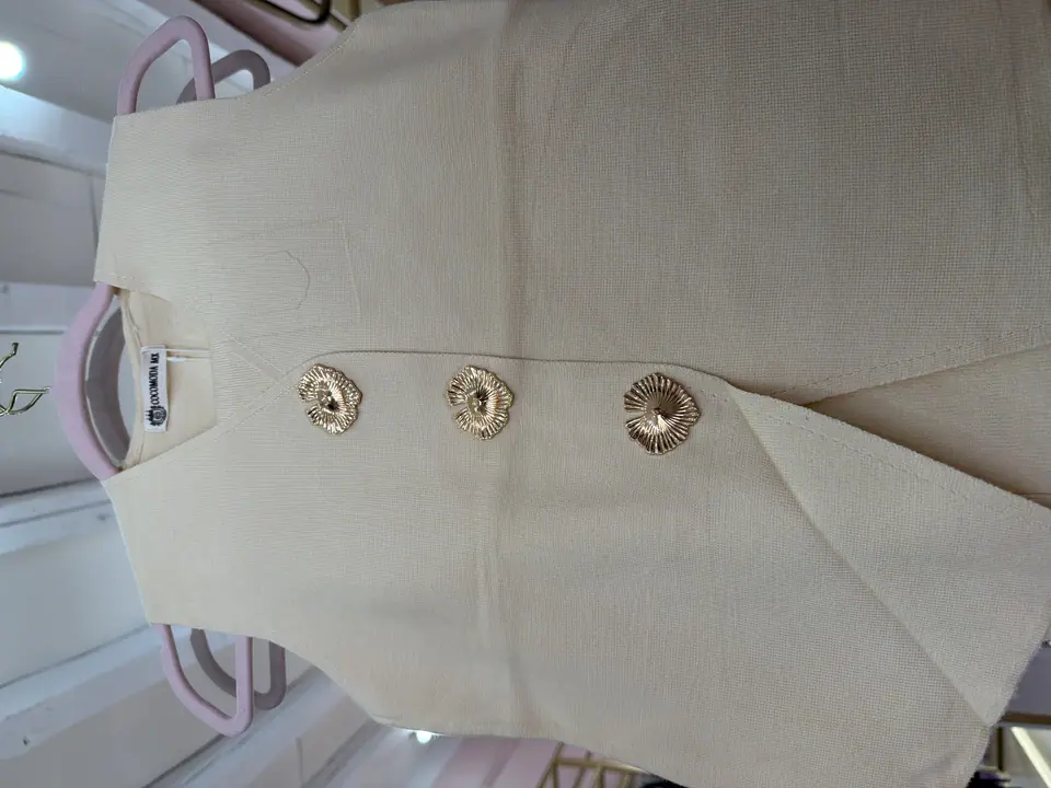 Conjunto punto amarillo claro