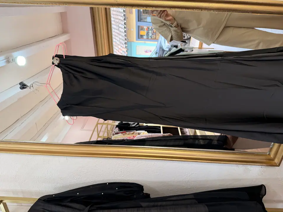 vestido de satin negro largo