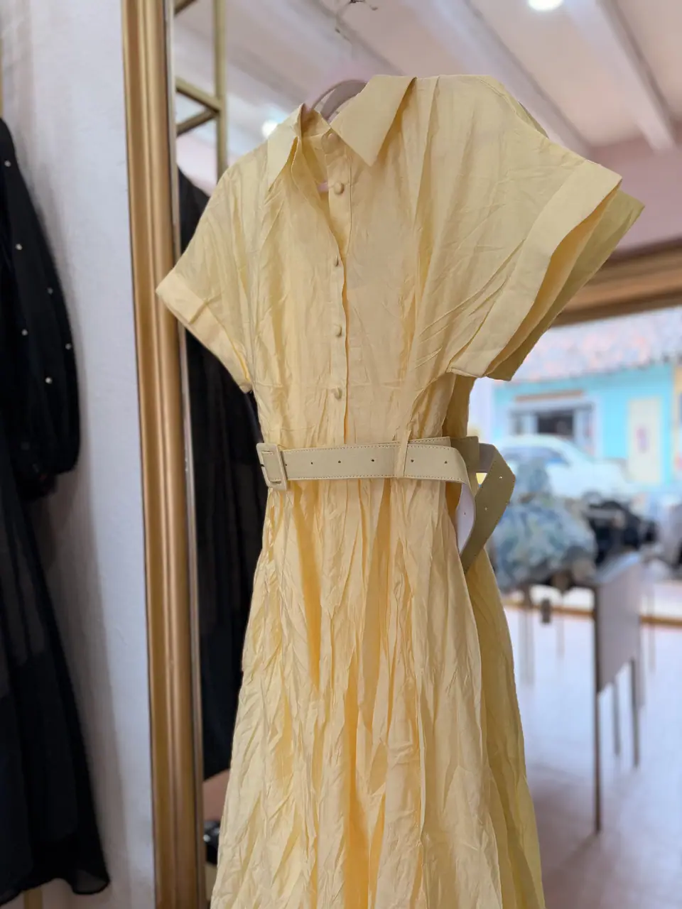 vestido amarillo  manga corta