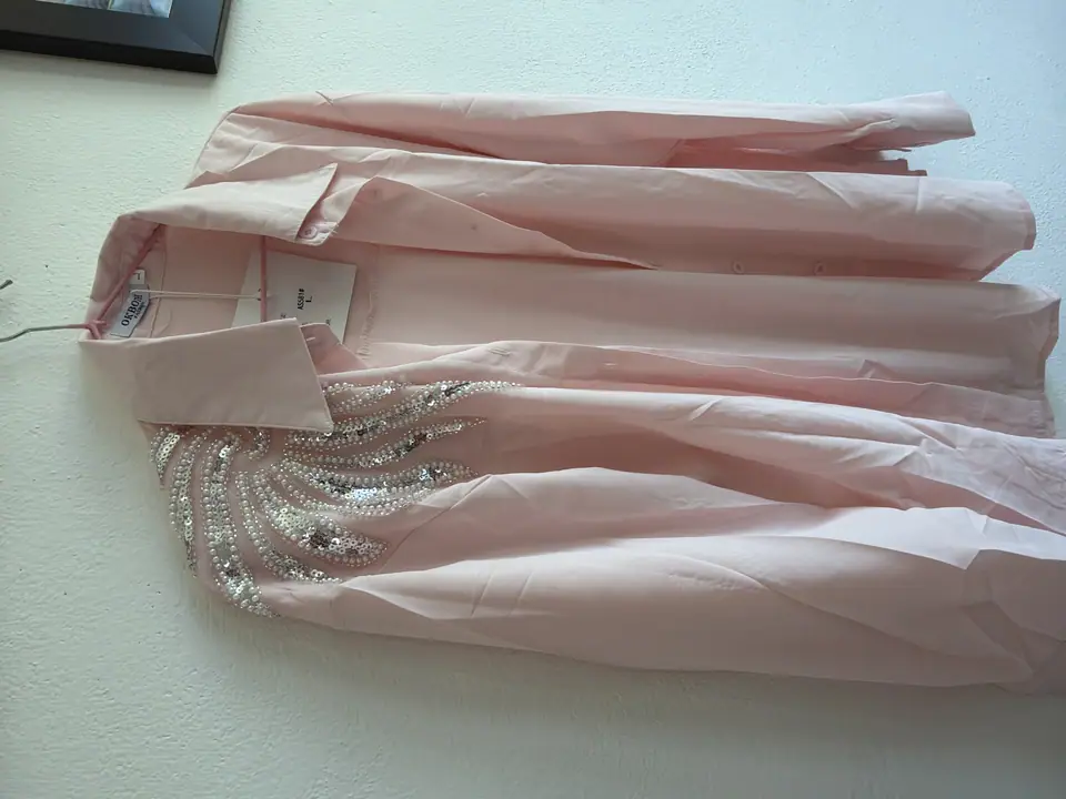 Camisa con ala de cristal