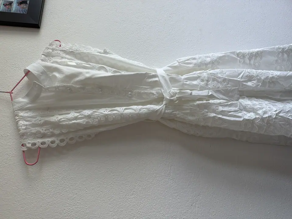 Vestido sin mangas blancas