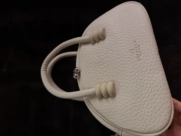 Bolsa beige bolitas