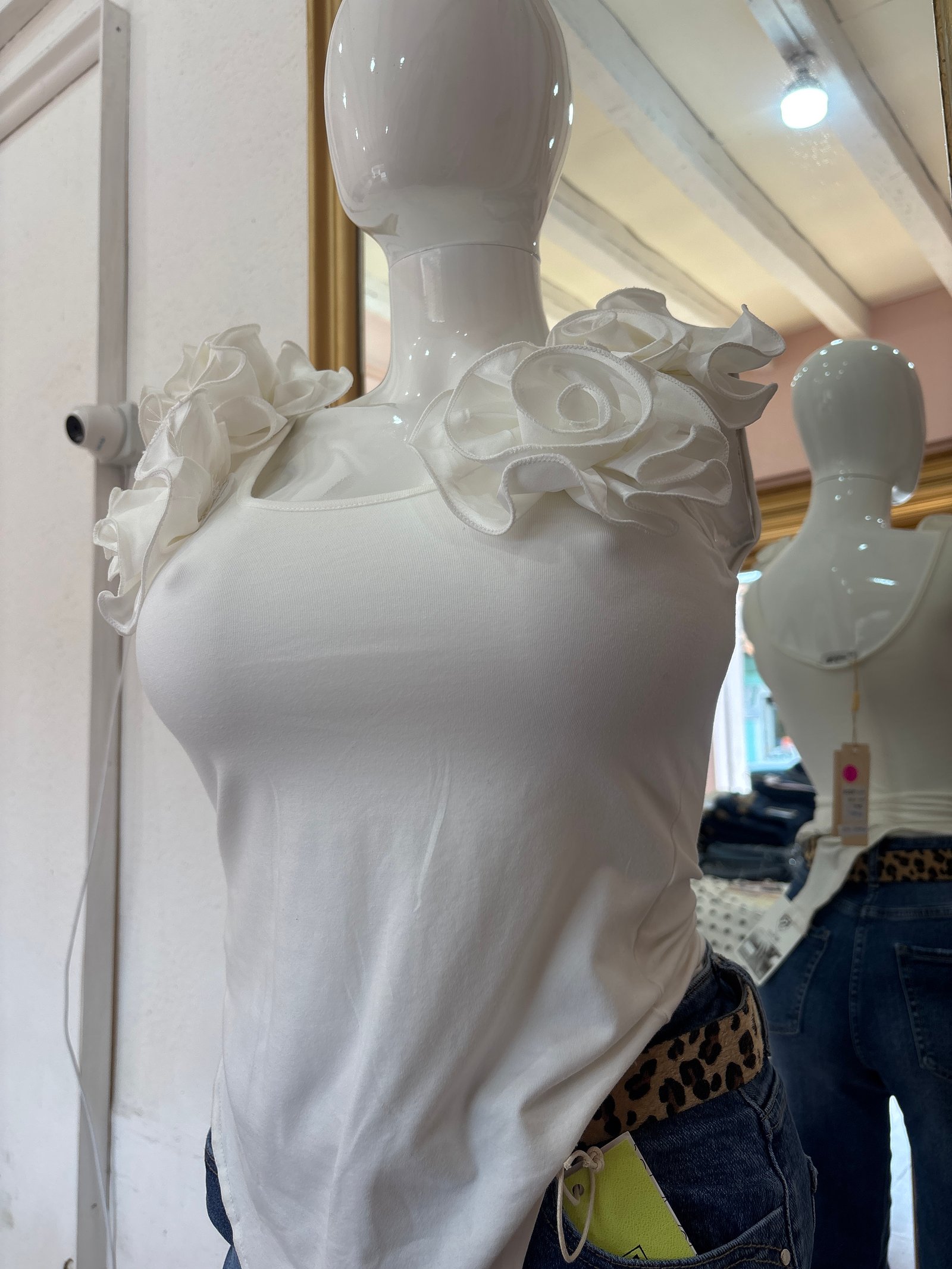 Body tirantes flor