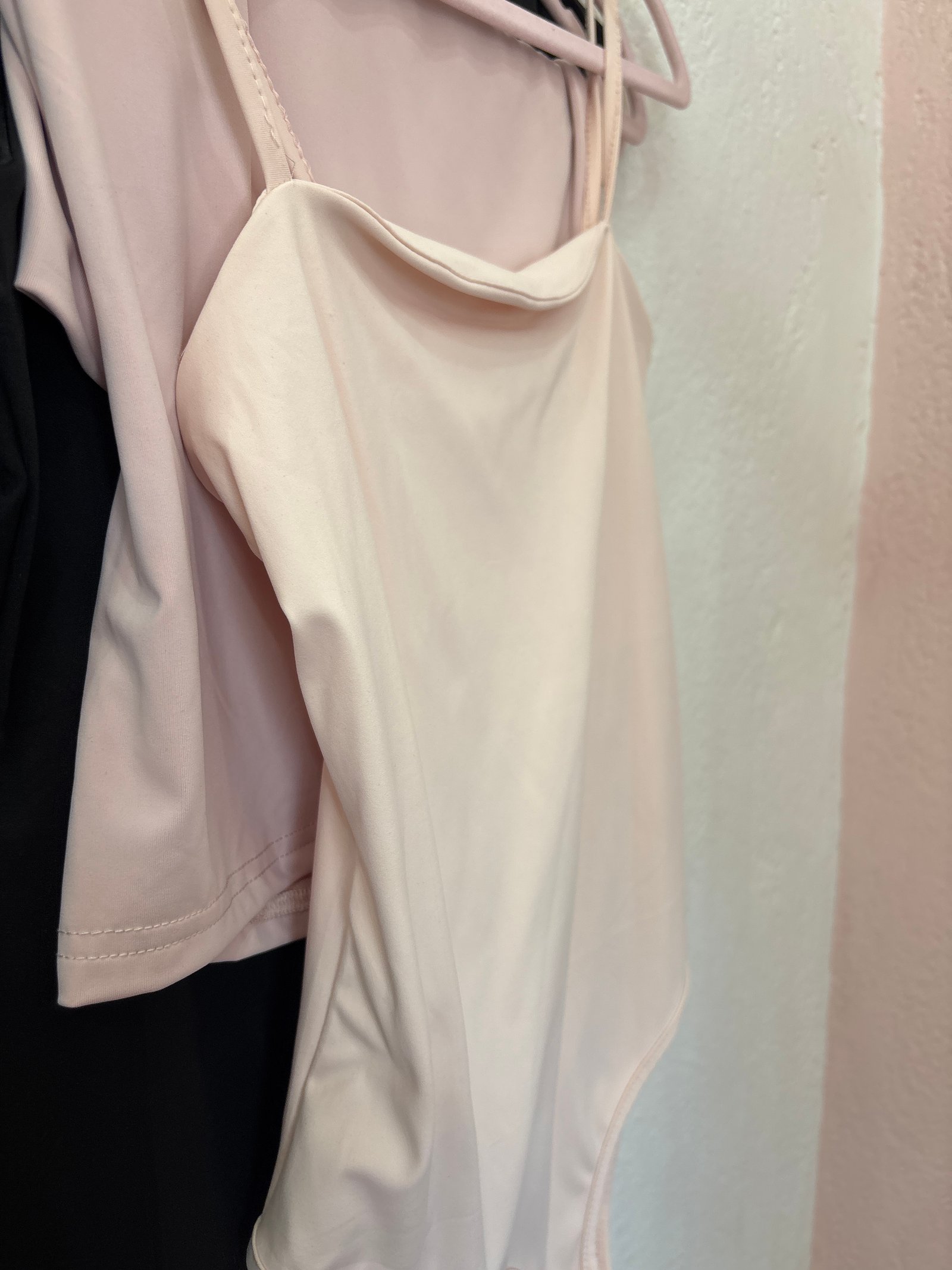 Body manga tirantes