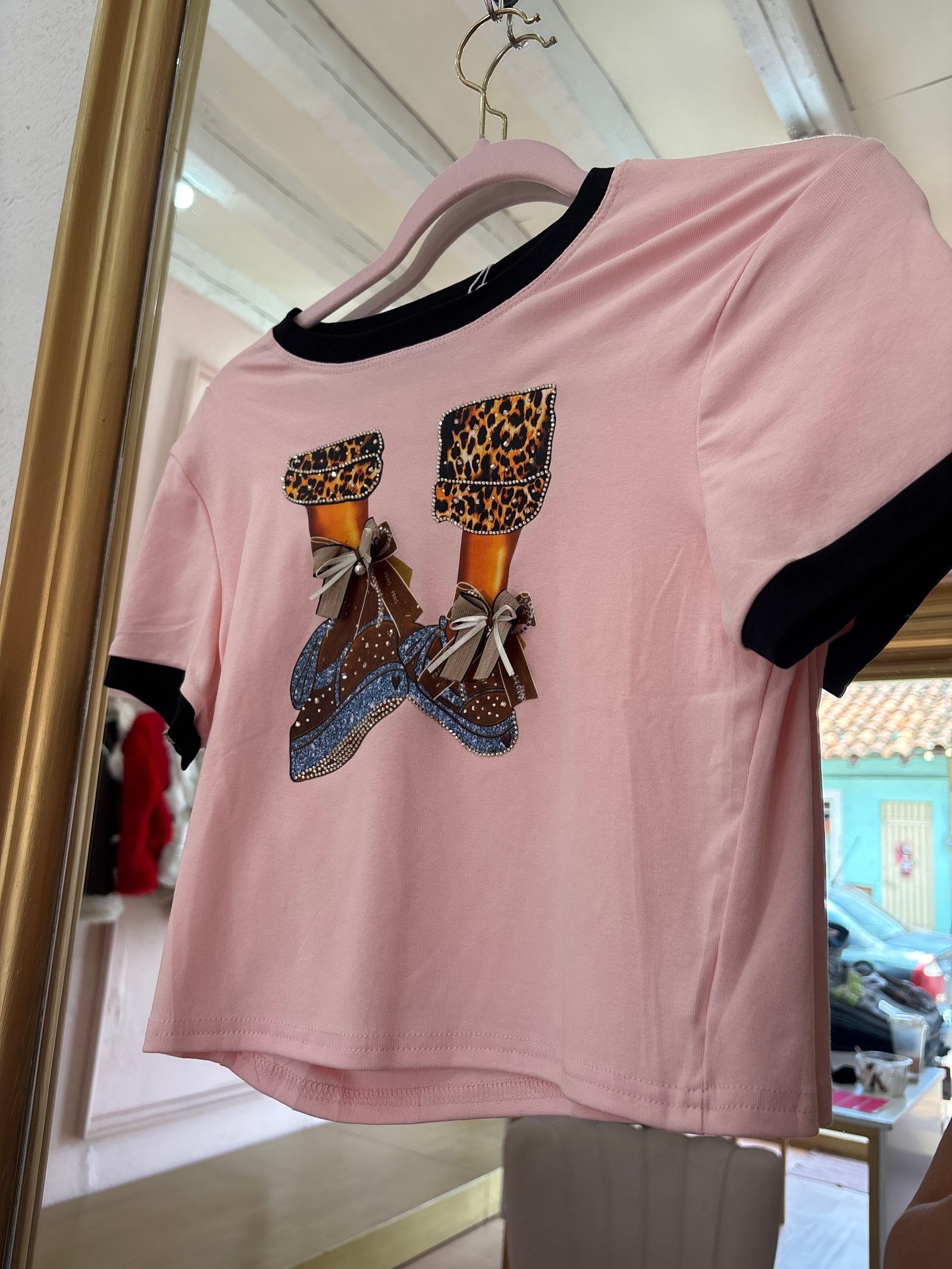 Blusa zapatos rosa
