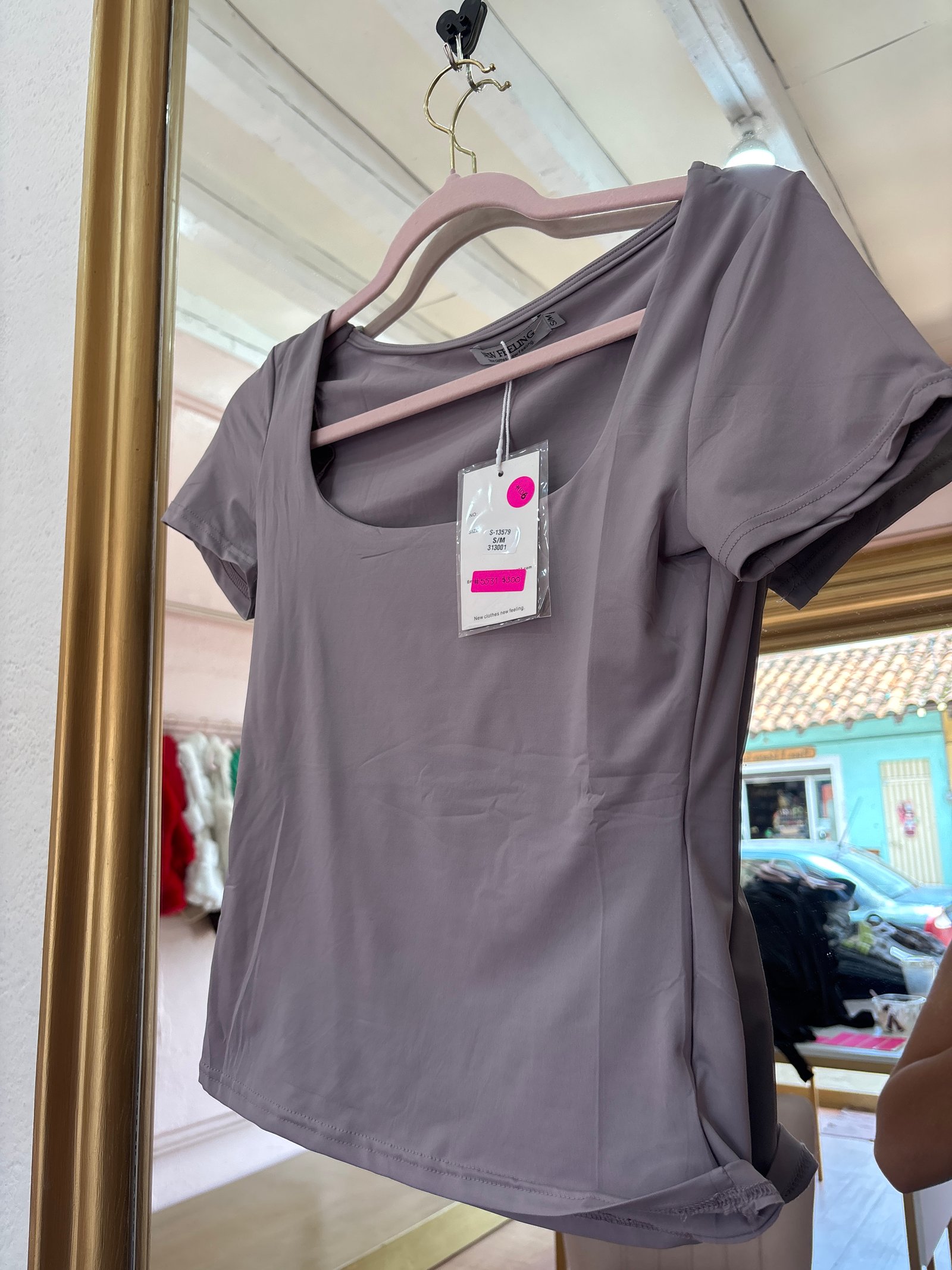 Blusa básica morada