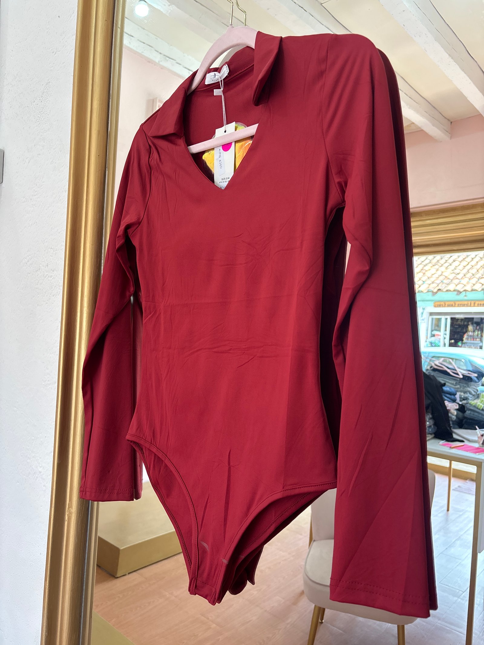 Body cuello camisa vino