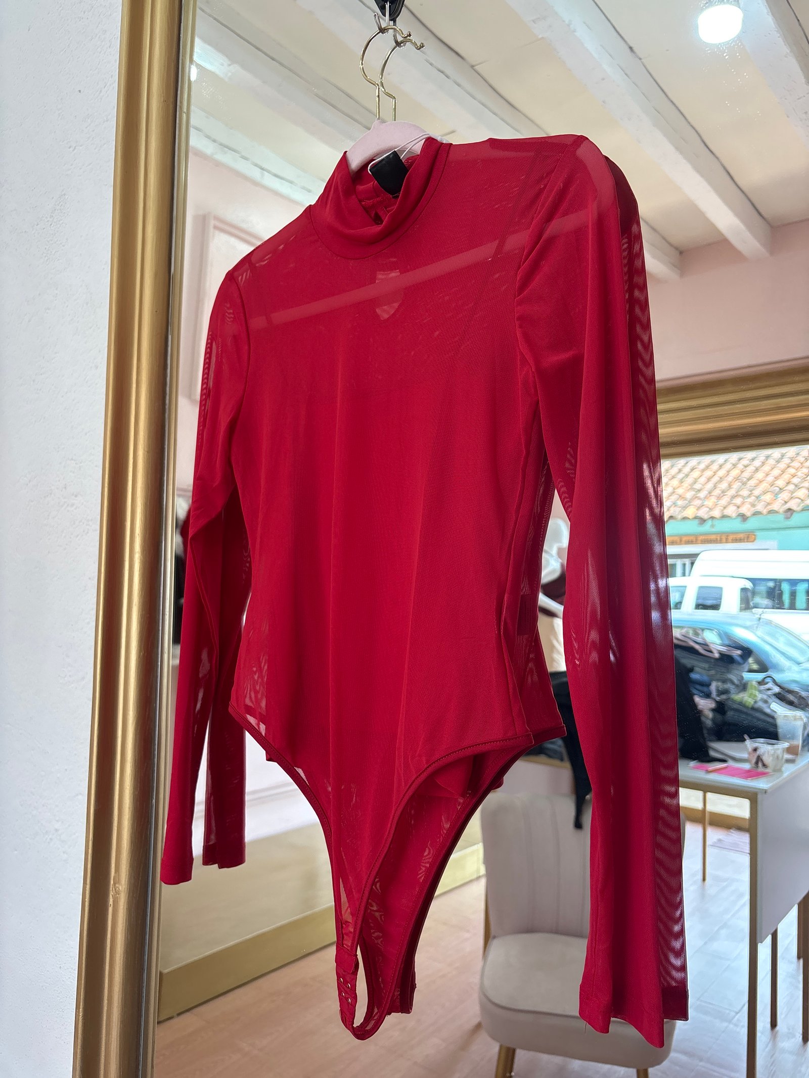 Body rojo