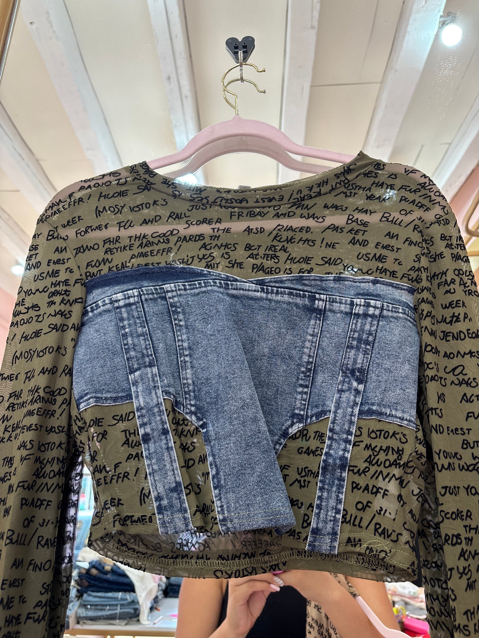 Blusa mezclilla con transparencias