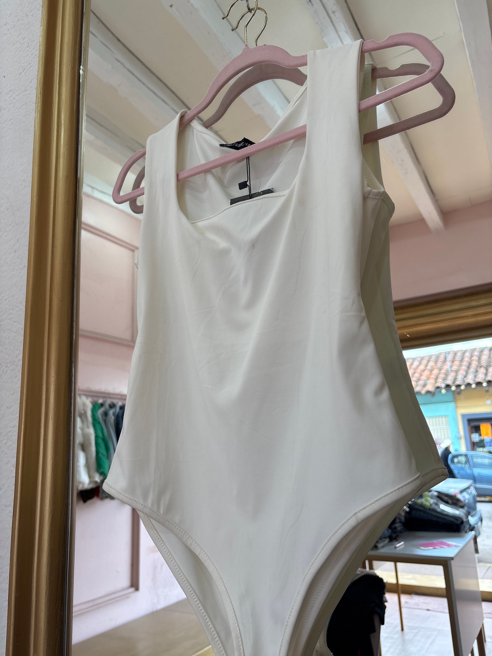 Body blanco manga corta
