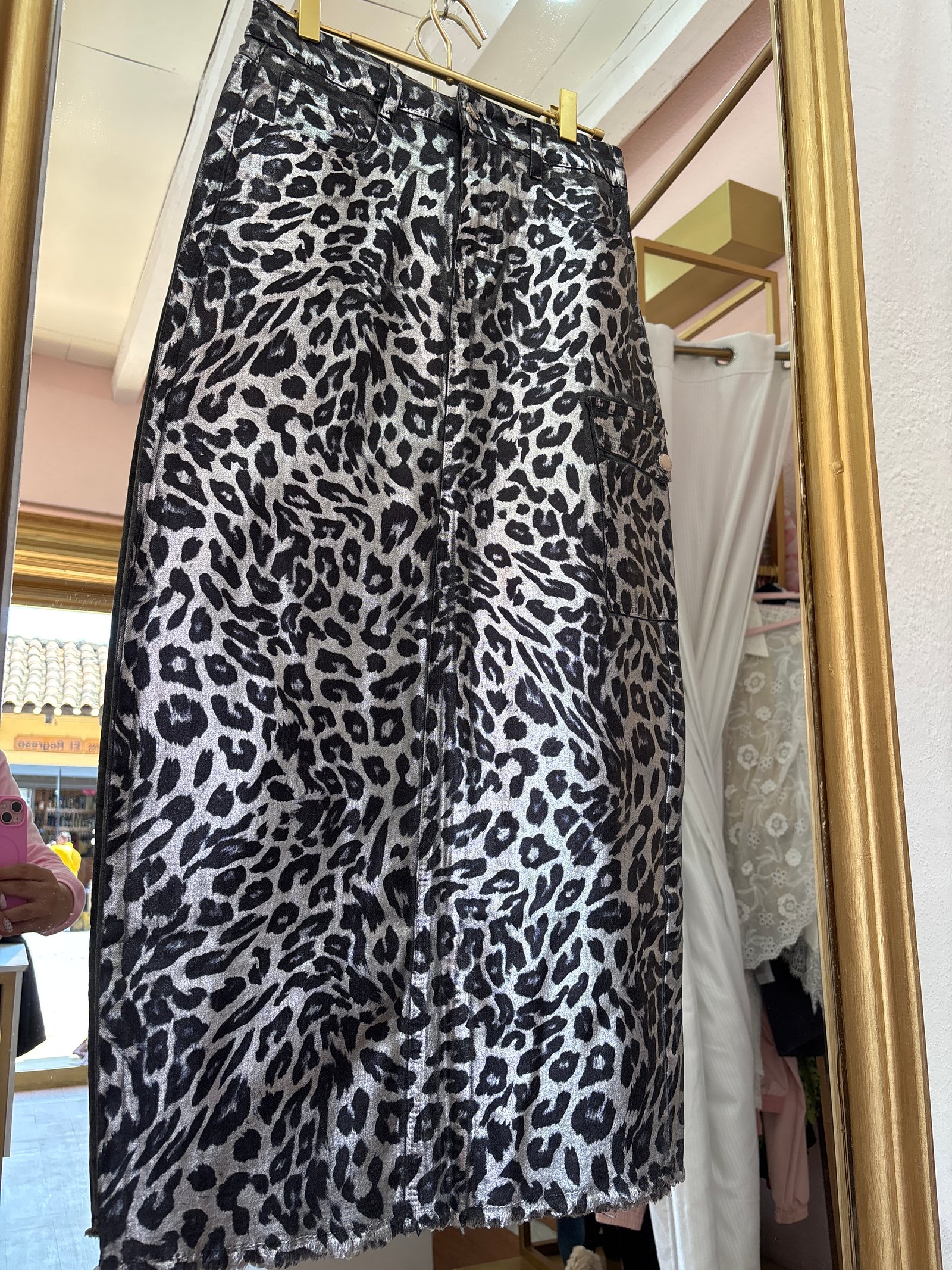 Falda de animal print