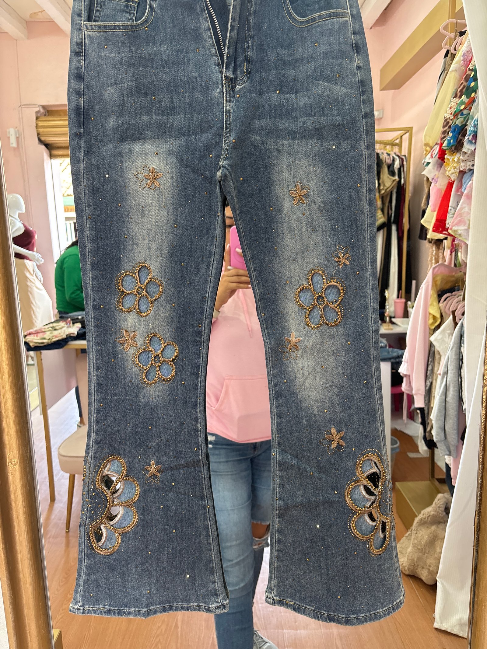 Pantalón acampanado brillos