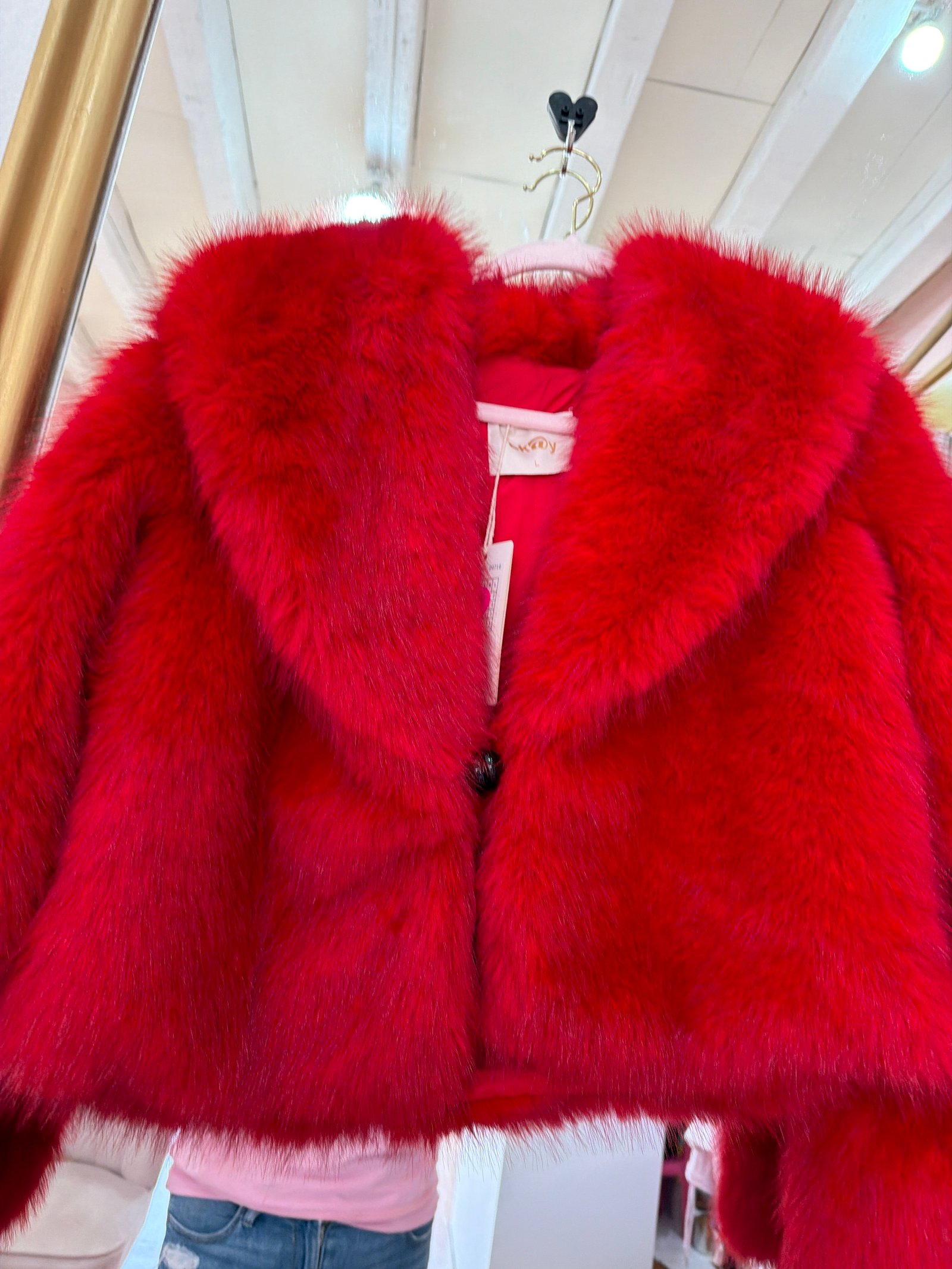 Abrigo Rojo corto peluche