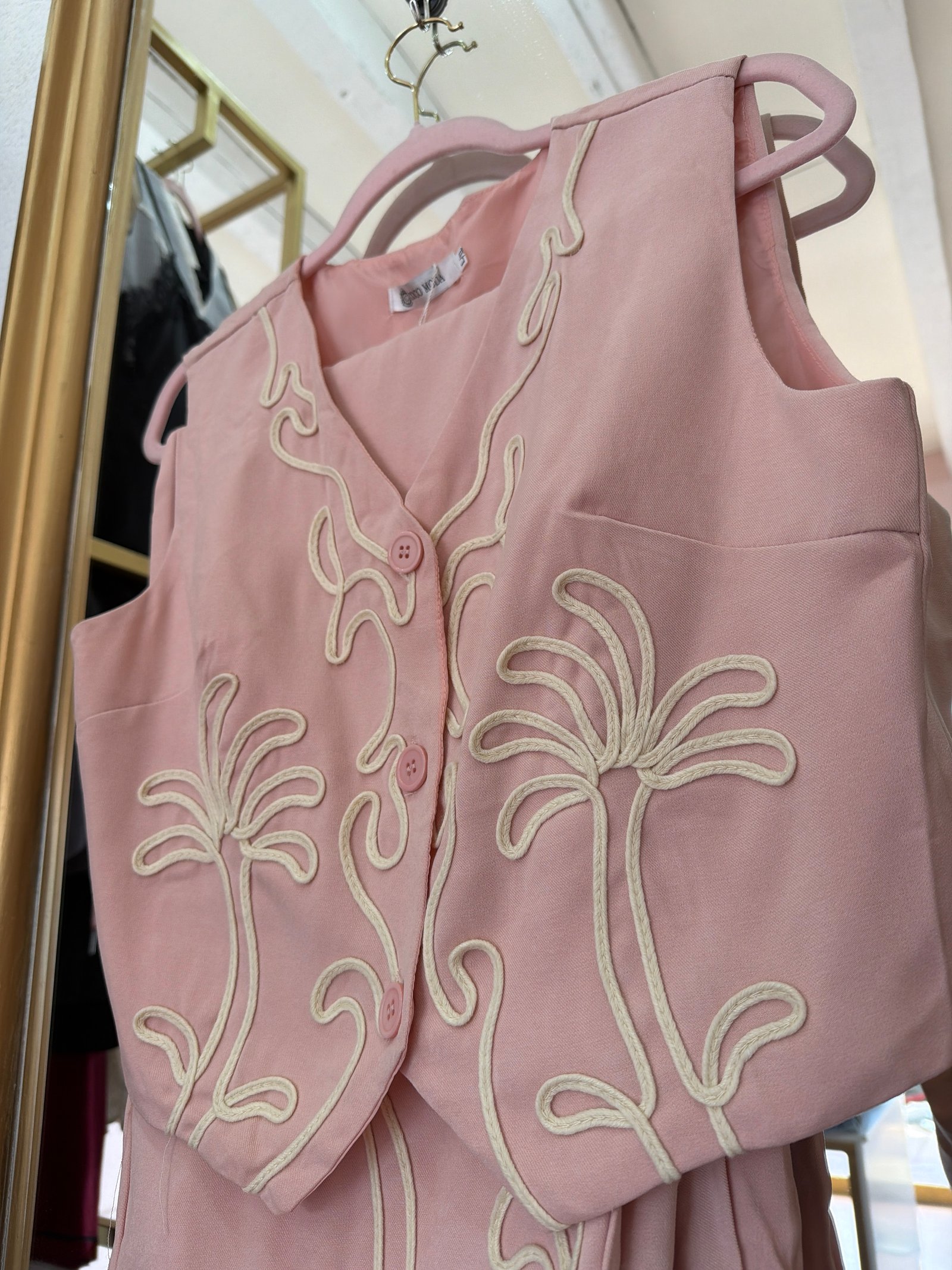 Conjunto rosita