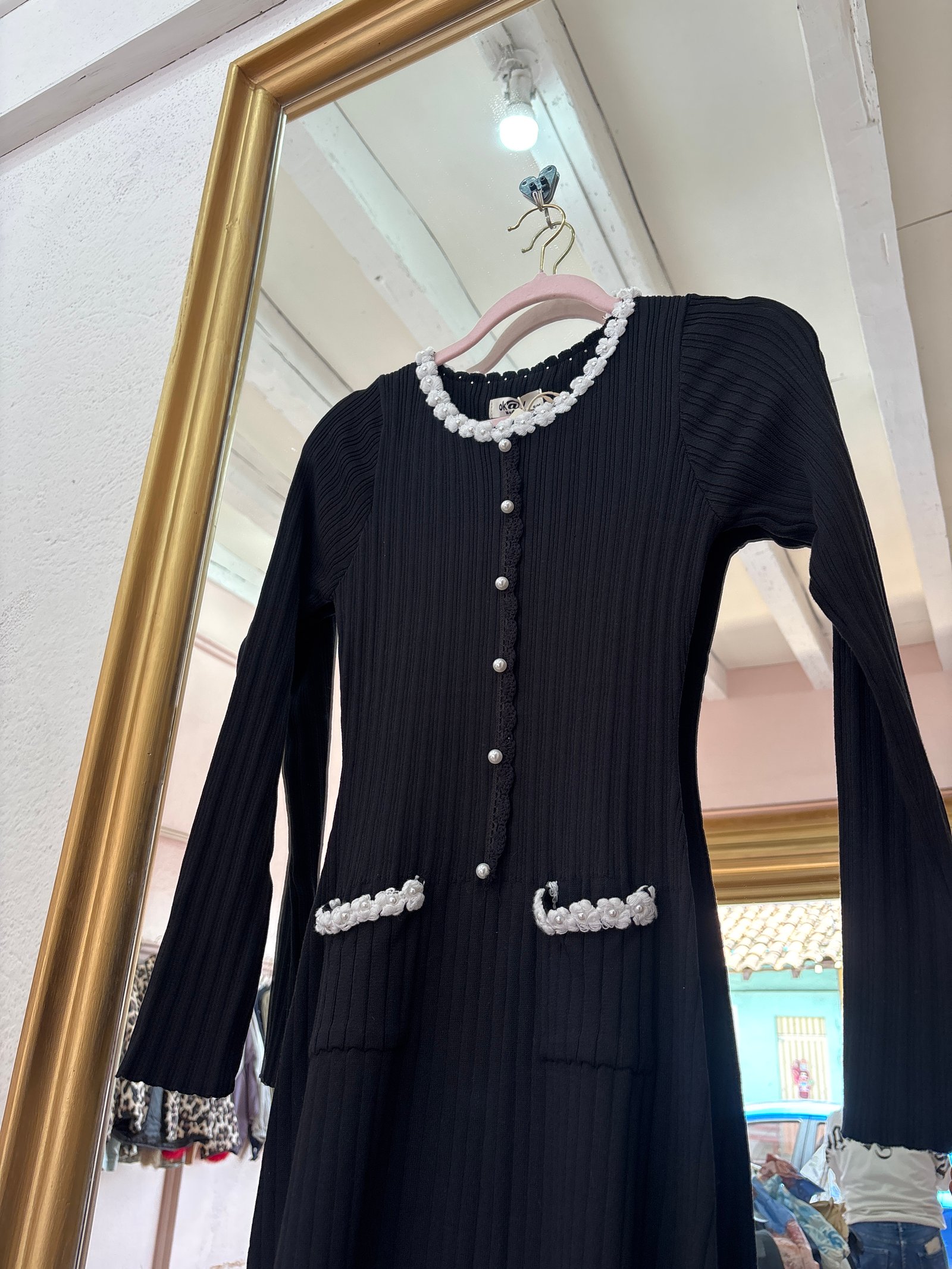 Vestido pegado negro