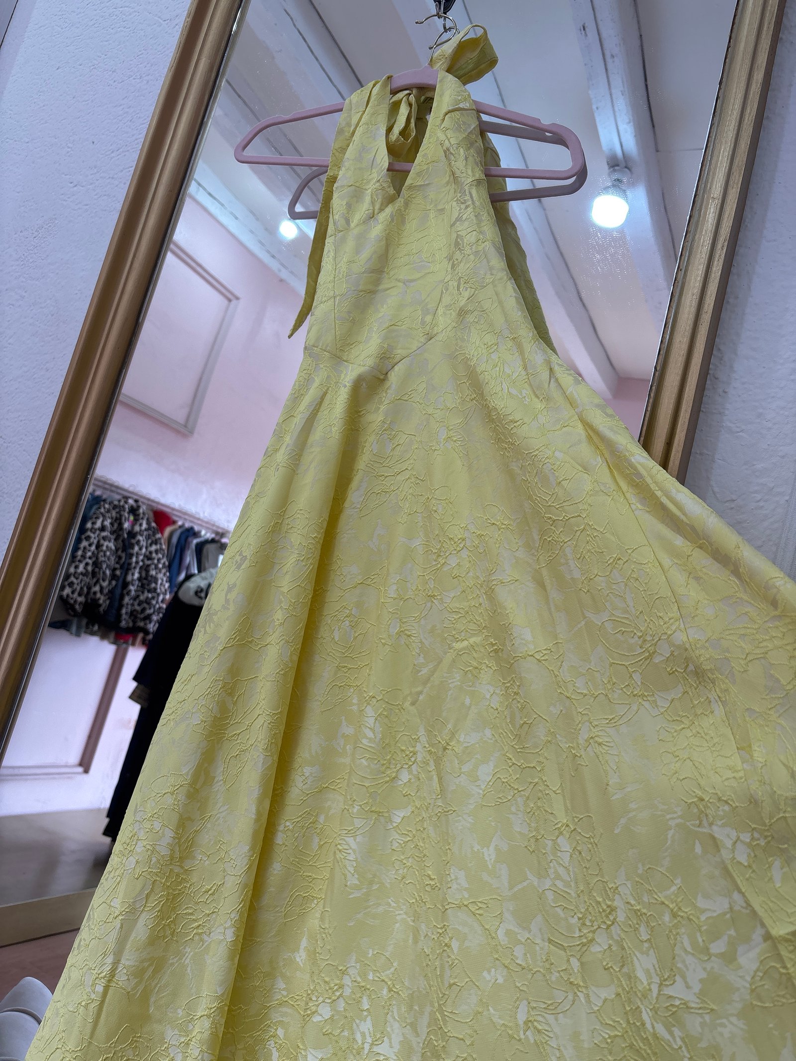 Vestido coquet amarillo