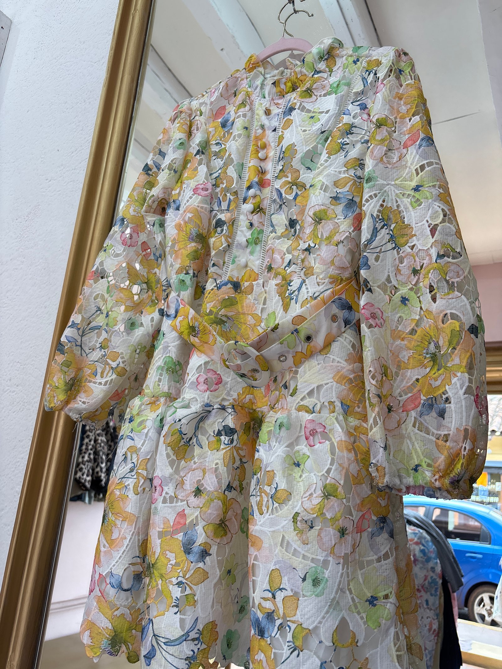 Vestido floreado manga larga
