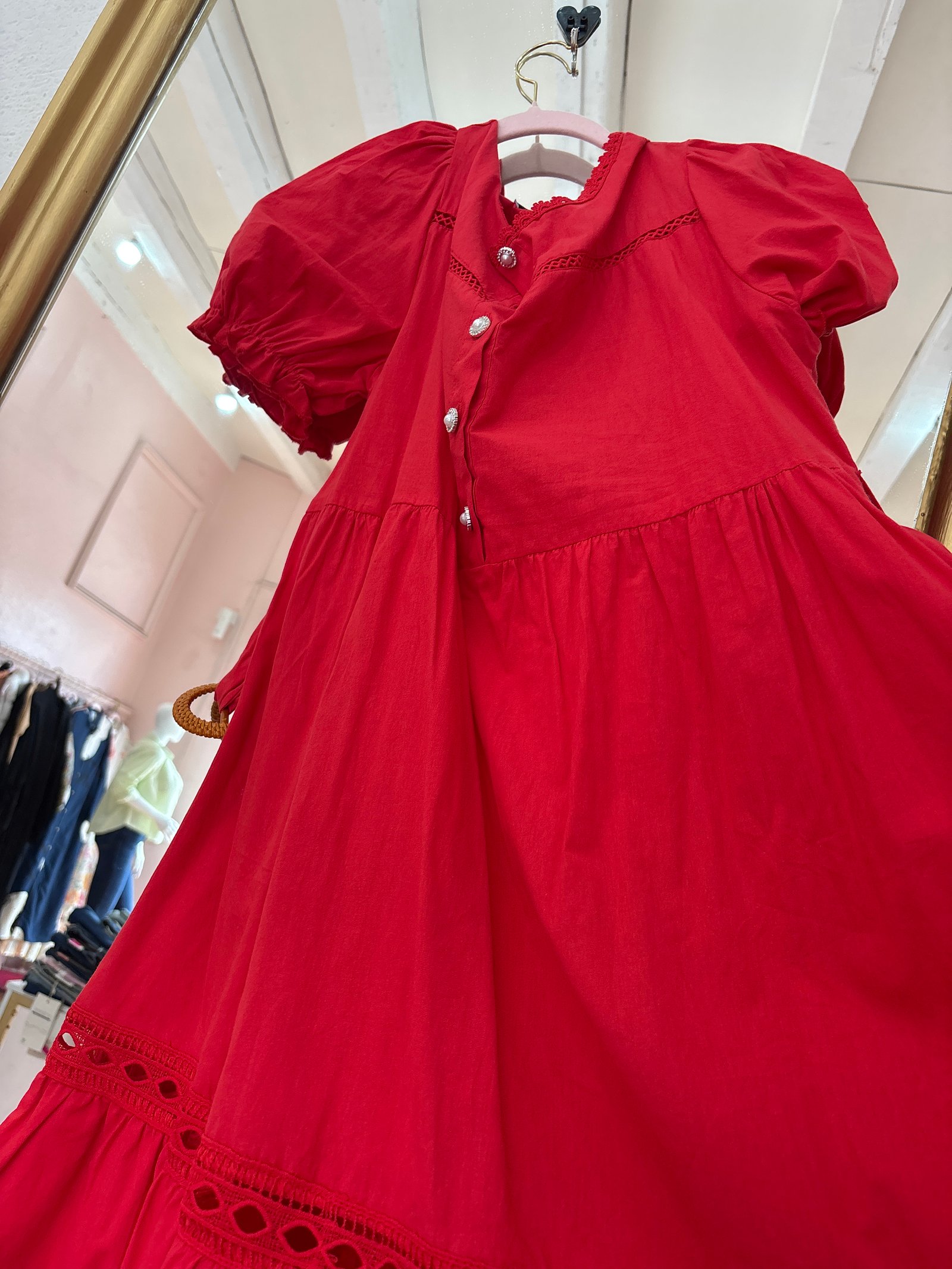 Vestido rojo claro