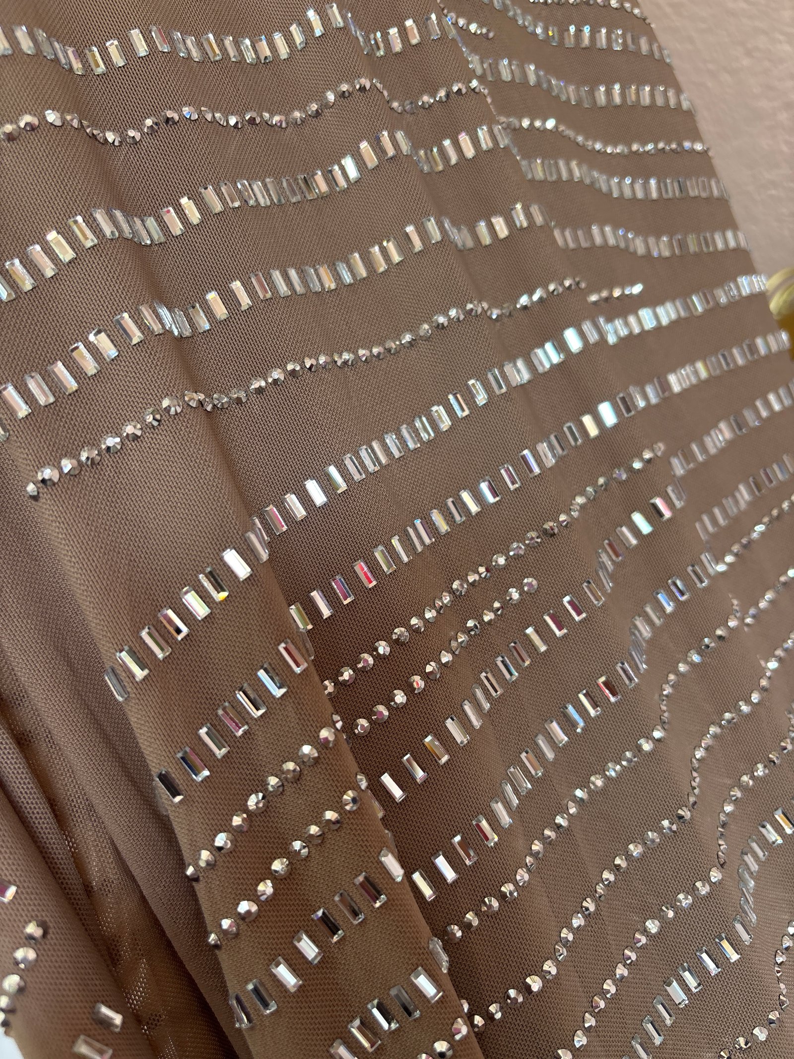 Vestido de brillos completo