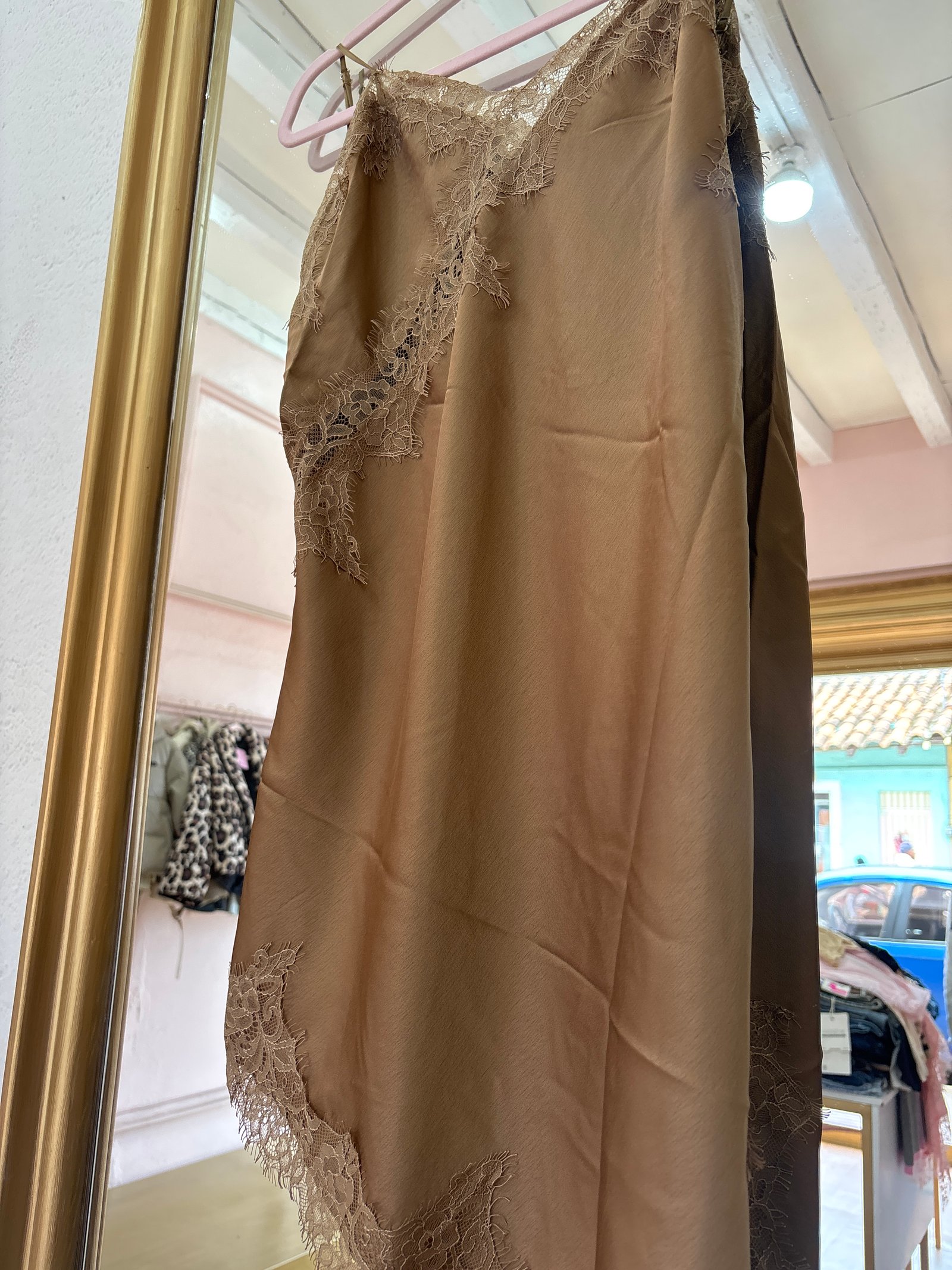 Vestido de satin