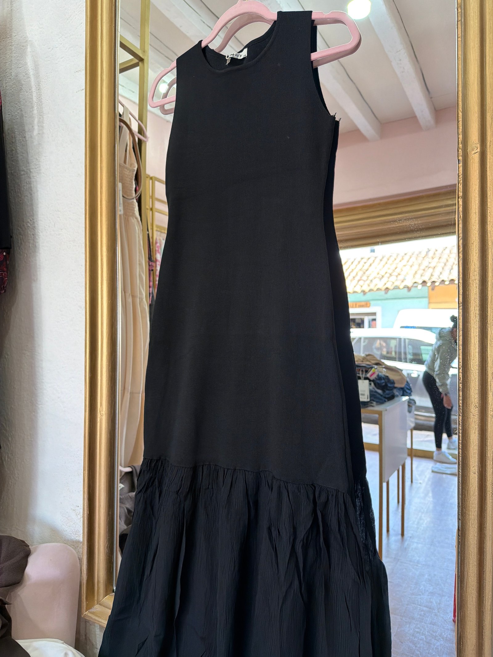 Vestido negro encaje liso largo