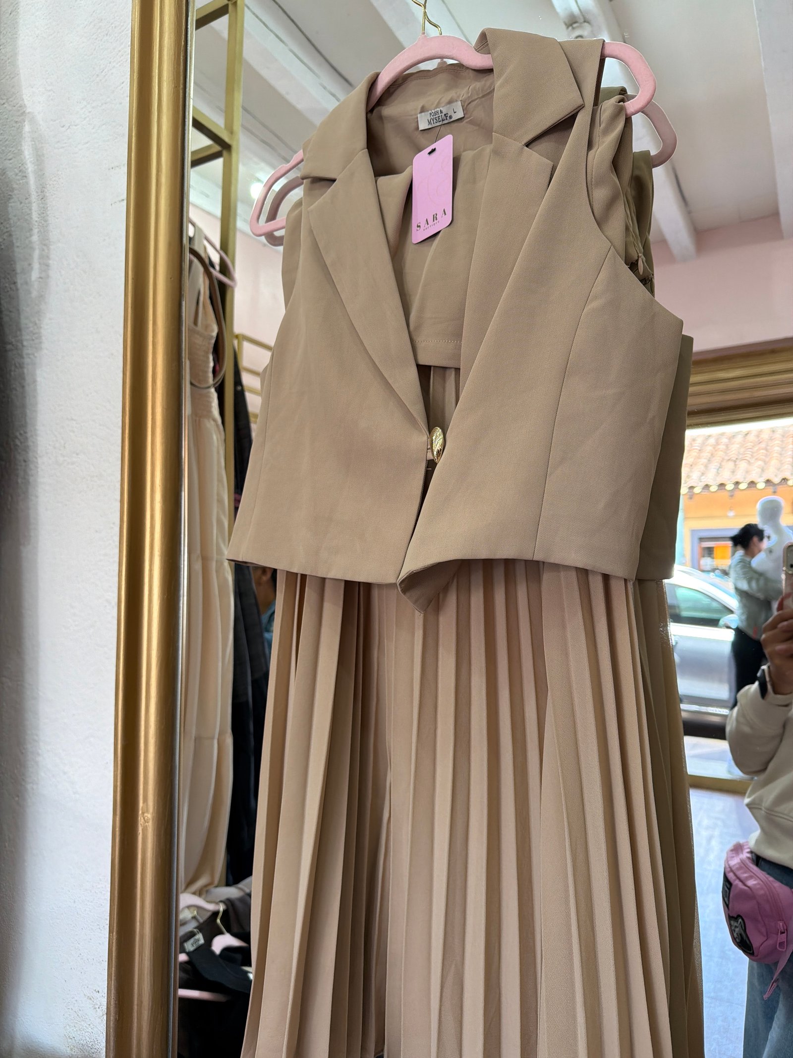Conjunto formal falda tableada