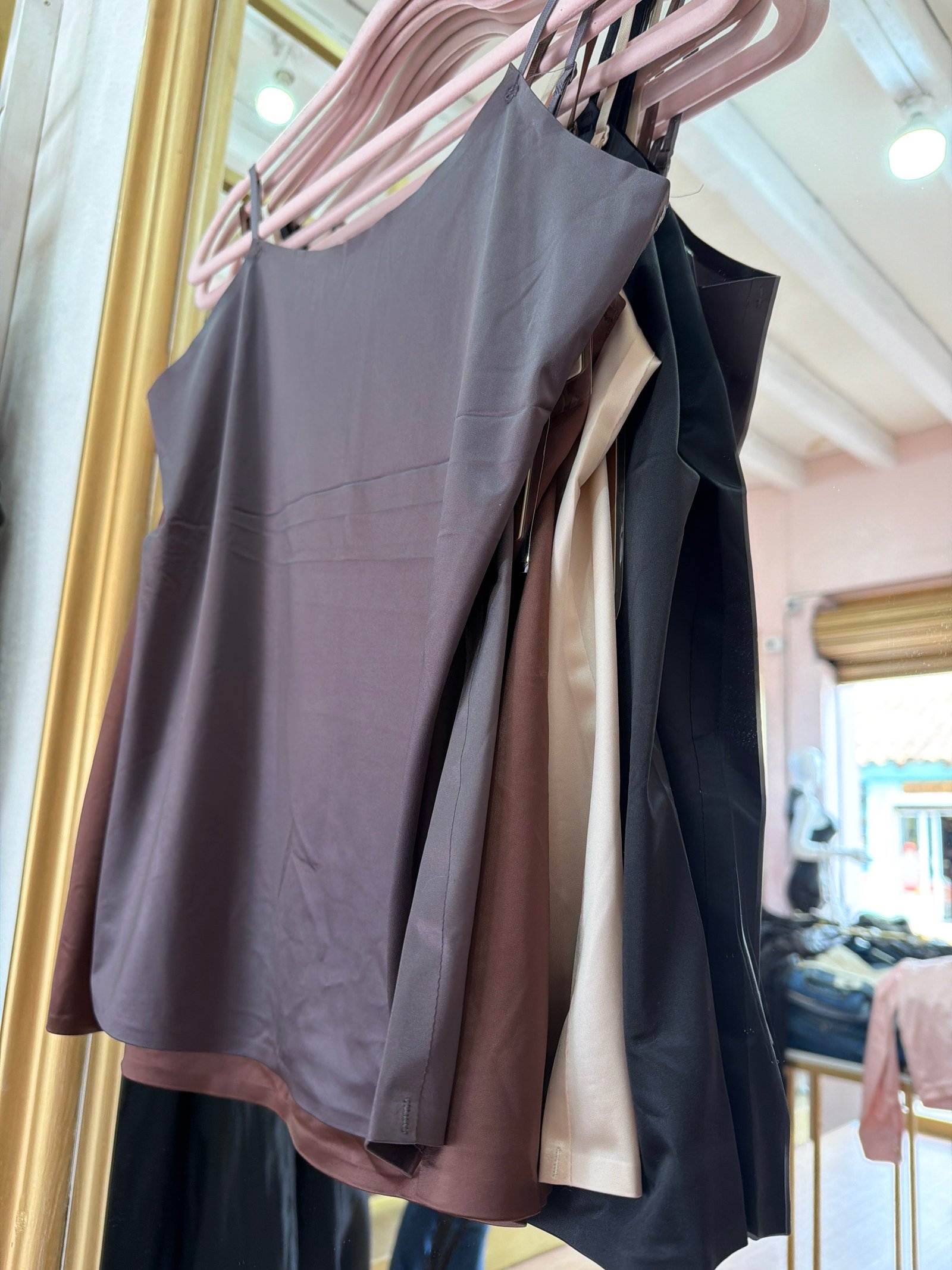 Blusa satin de tirantes