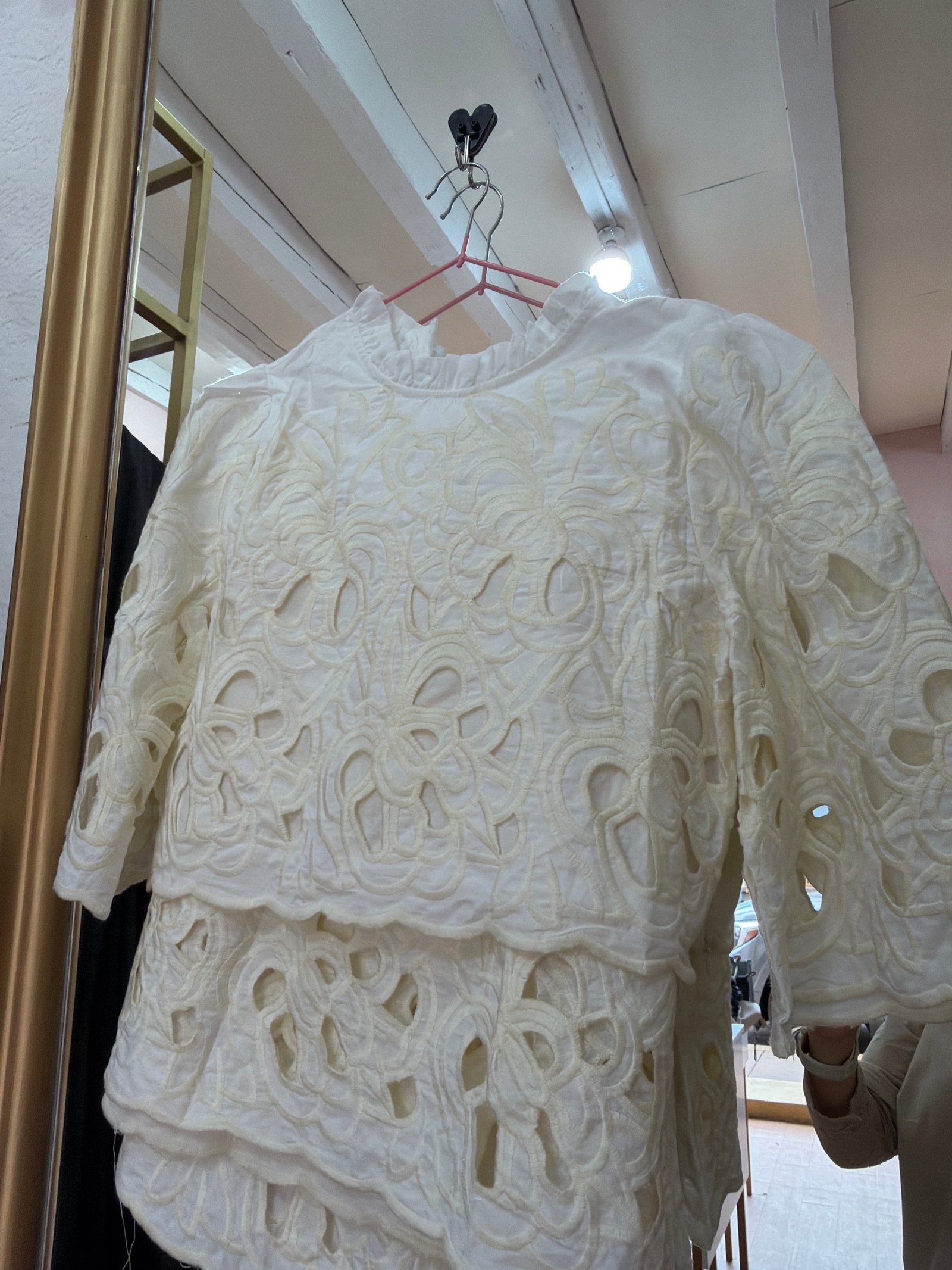 conjunto de lino con bordado