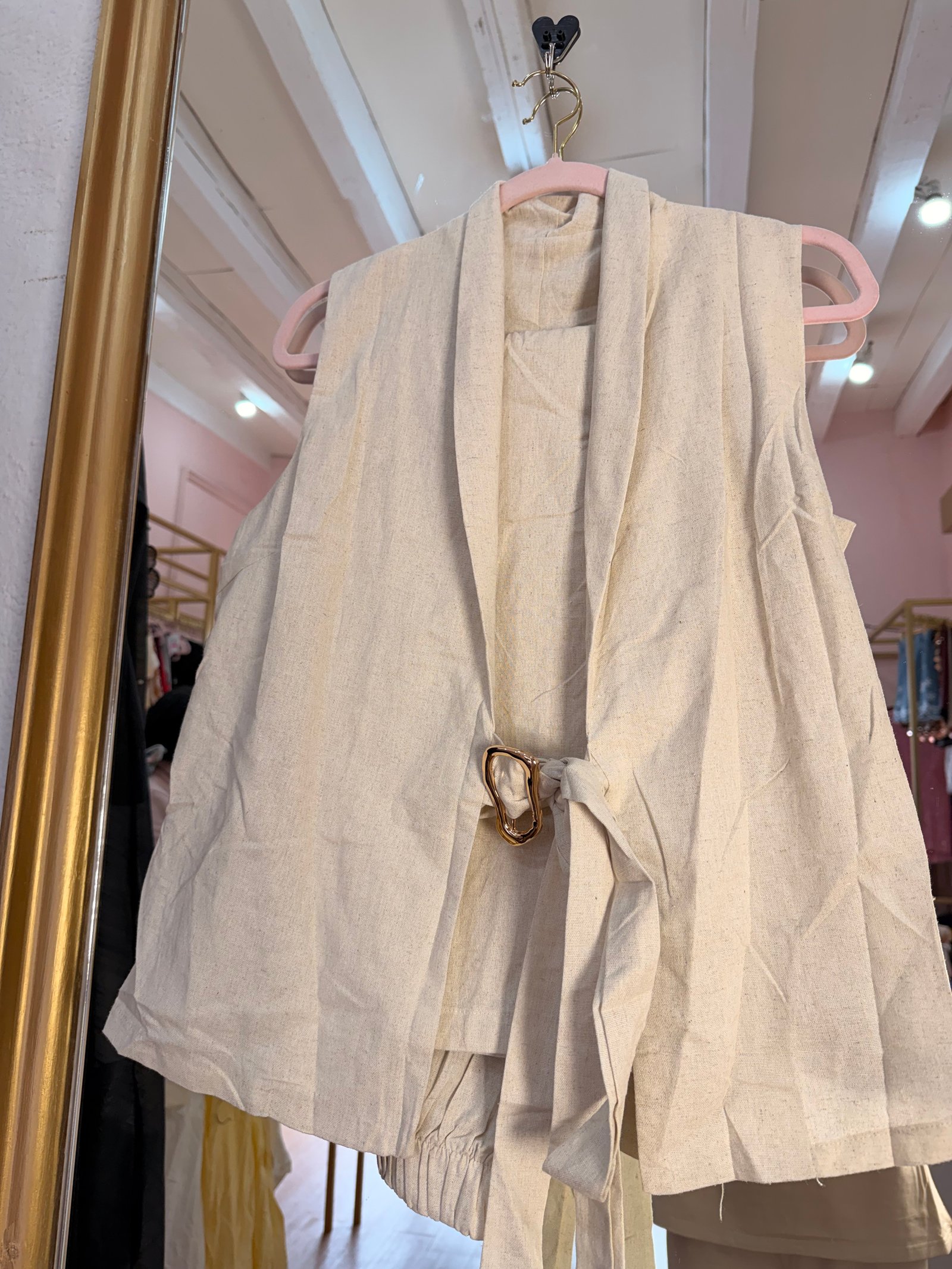 conjunto de lino y escote
