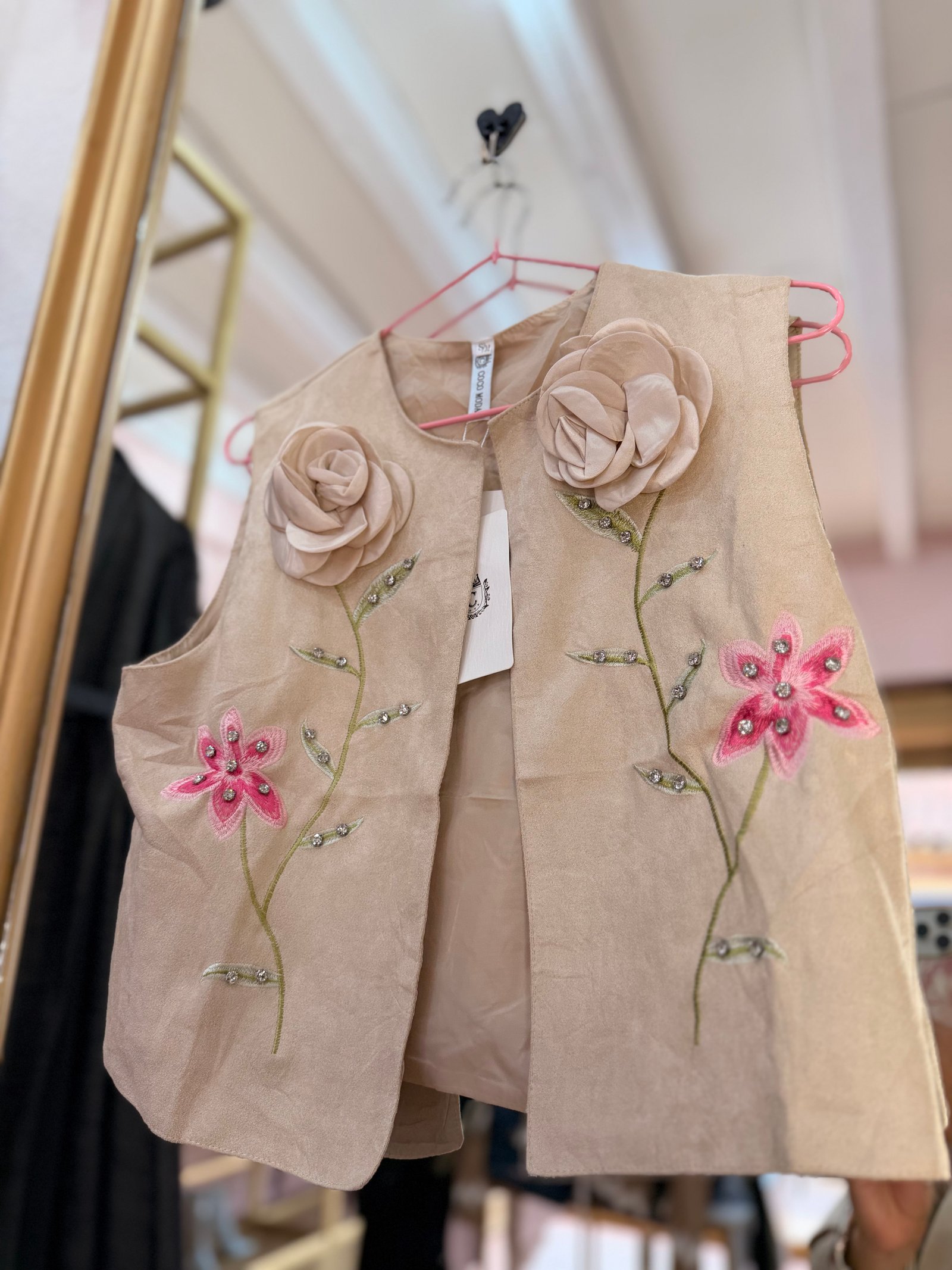 chaleco de flores