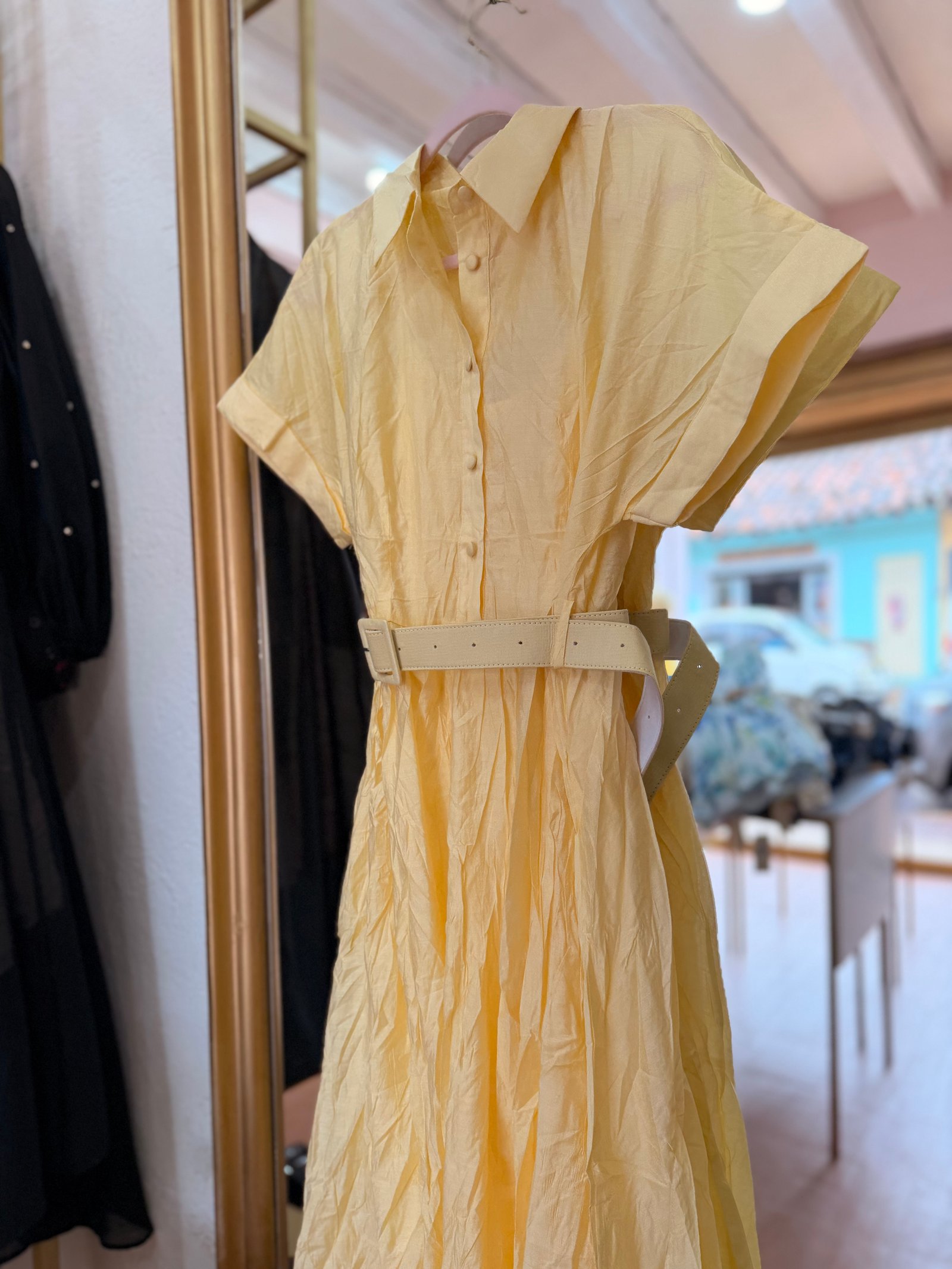 vestido amarillo  manga corta